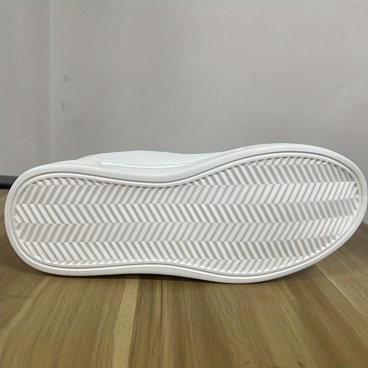 womens simple skate shoes casual lace up outdoor shoes womens lightweight low top sneakers details 2