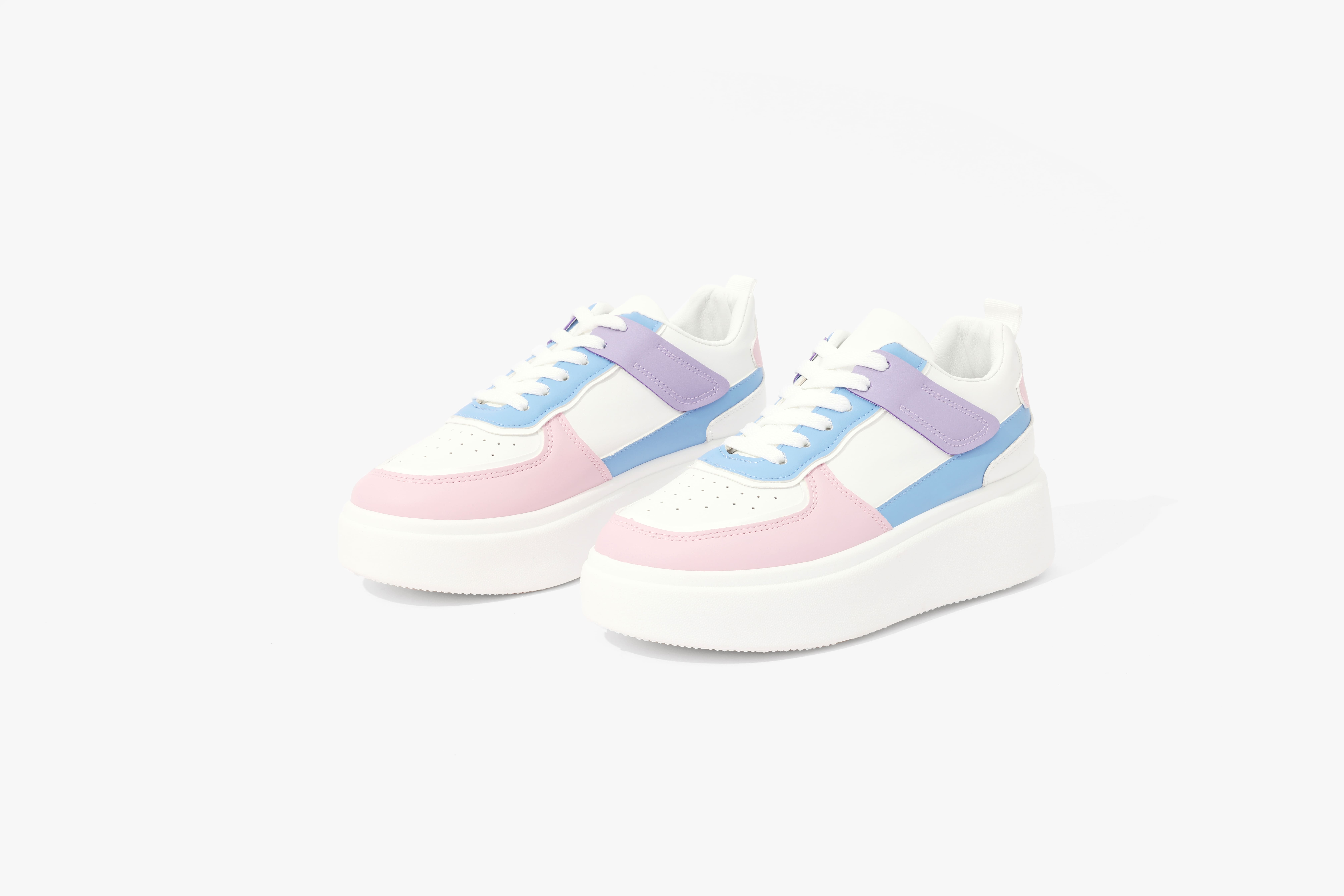 color block lace up front flatform skate shoes details 7